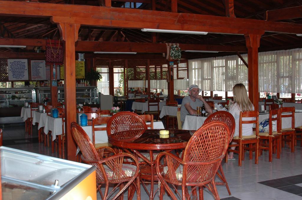 אולודניץ Tolay Hotel מראה חיצוני תמונה