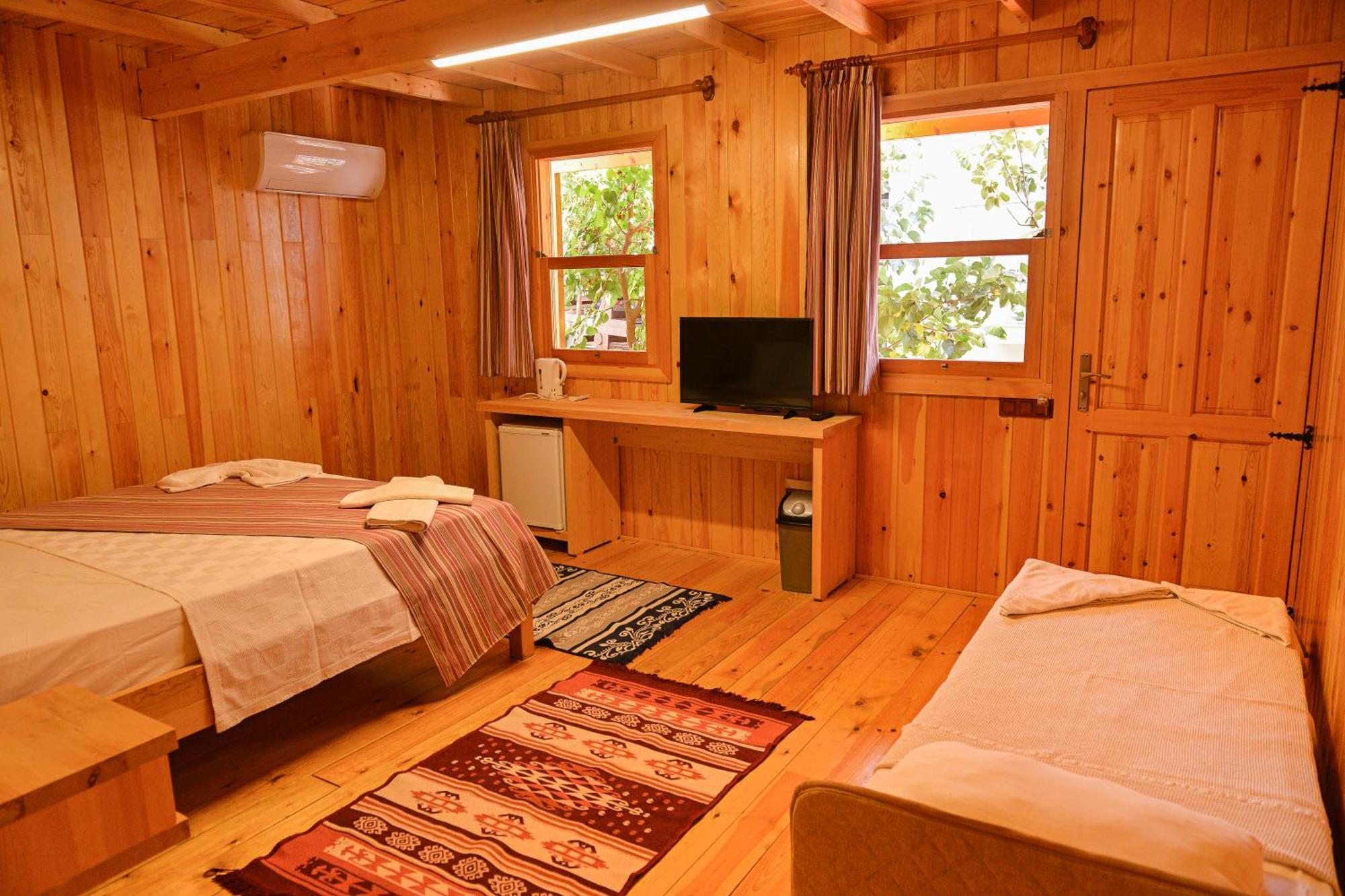 אולודניץ Tolay Hotel מראה חיצוני תמונה