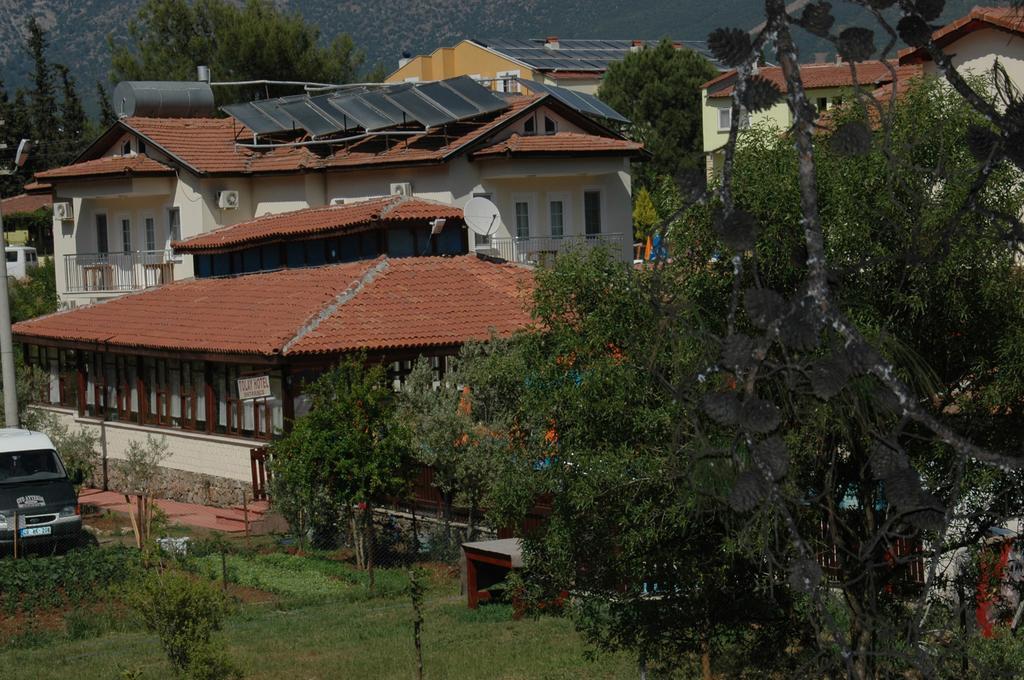 אולודניץ Tolay Hotel מראה חיצוני תמונה