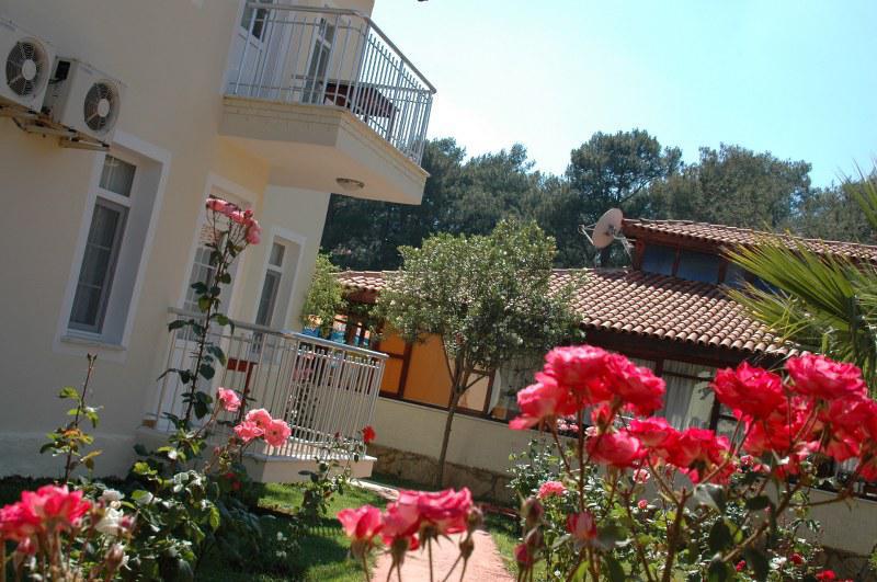 אולודניץ Tolay Hotel מראה חיצוני תמונה